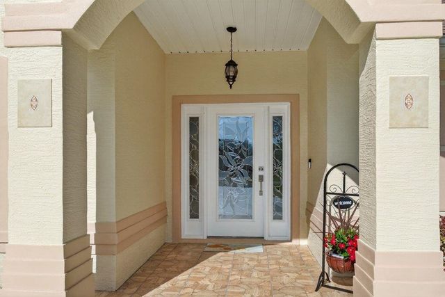 15 Londonderry Dr, Palm Coast, FL 32137