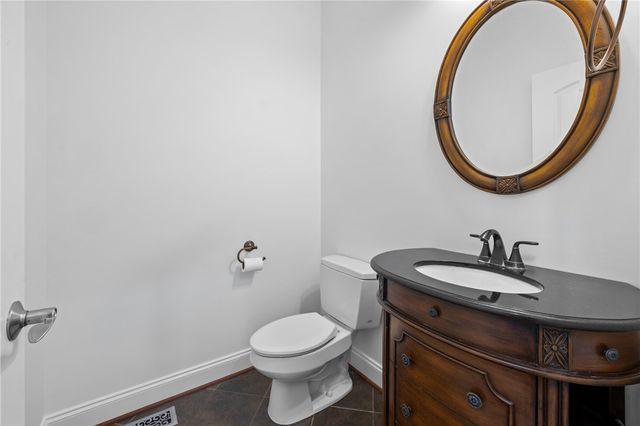221 Heaven View Drive, Walhalla, SC 29691