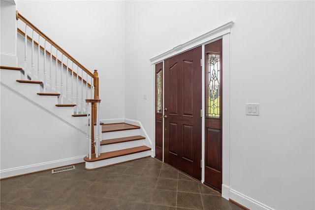 221 Heaven View Drive, Walhalla, SC 29691