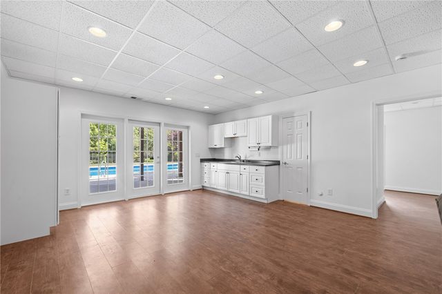 221 Heaven View Drive, Walhalla, SC 29691