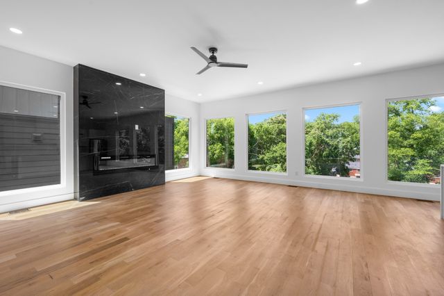 1005 Glenview Dr, Nashville, TN 37206