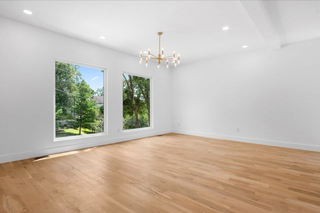 1005 Glenview Dr, Nashville, TN 37206