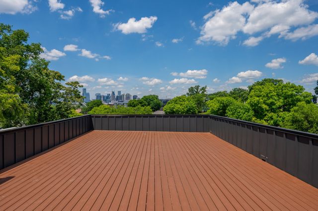 1005 Glenview Dr, Nashville, TN 37206
