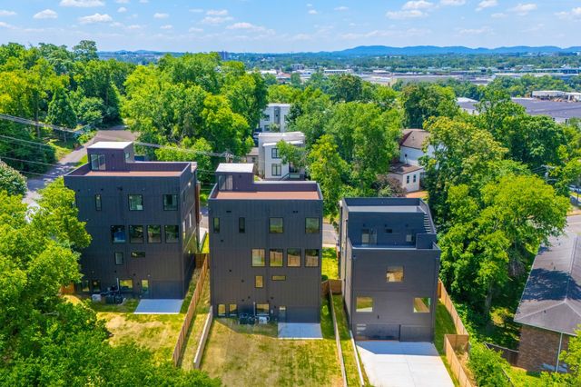 1005 Glenview Dr, Nashville, TN 37206