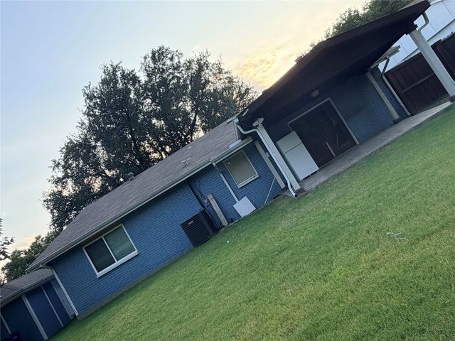 6026 Highcrest Drive, Garland, TX 75043