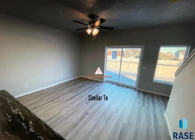 9514 W Tunis Dr Drive, Sioux Falls, SD 57106