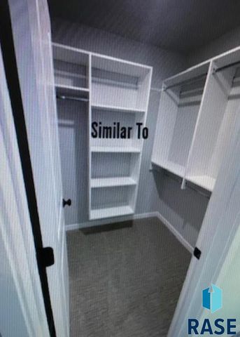 9514 W Tunis Dr Drive, Sioux Falls, SD 57106