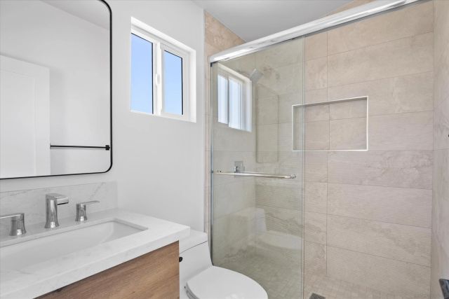 2139 Balboa Ave, San Diego, CA 92109