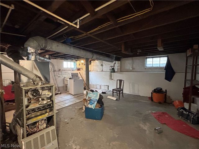 1499 Clermont Road, Cleveland, OH 44110
