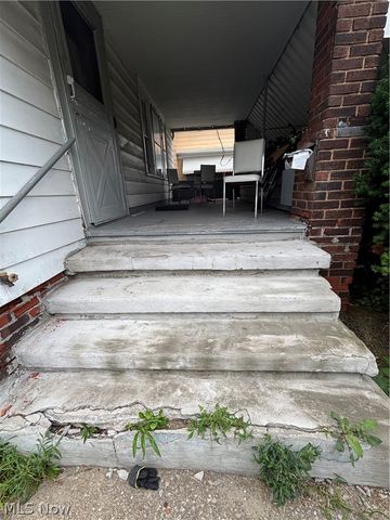 1499 Clermont Road, Cleveland, OH 44110