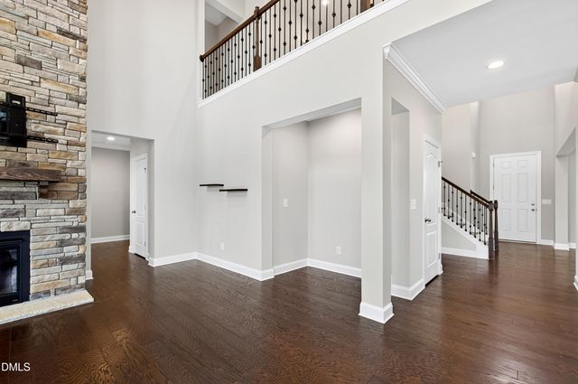 2204 Stillness Pond Lane, Apex, NC 27539