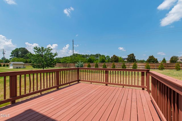 2204 Stillness Pond Lane, Apex, NC 27539