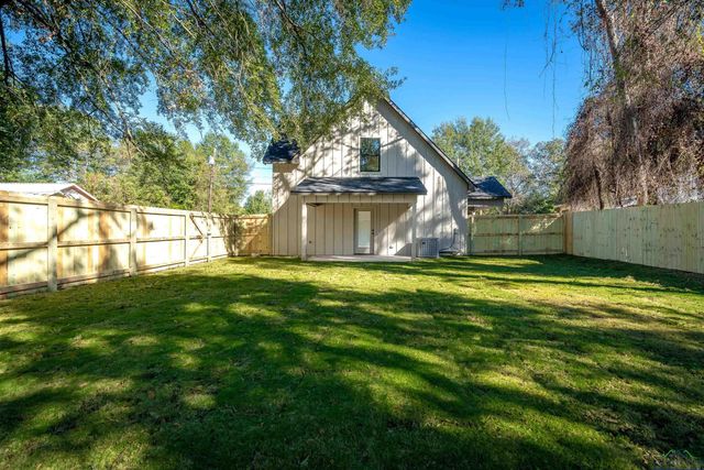 1701 Sandlin St, Longview, TX 75602