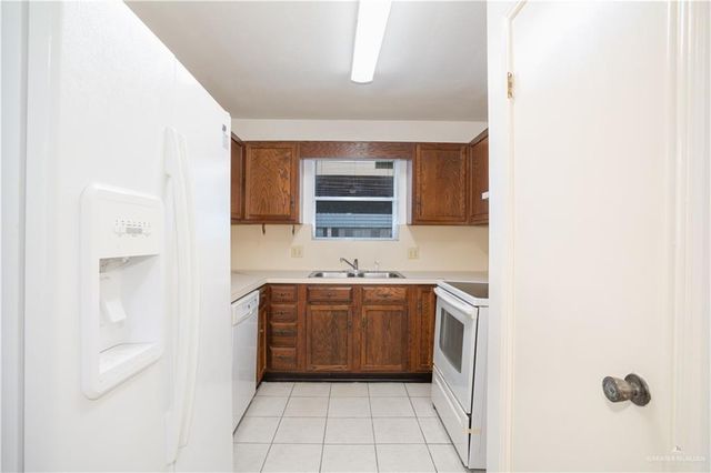 200 E Yuma Avenue 24, Mcallen, TX 78503