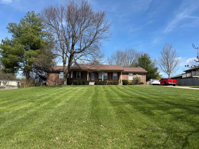 1033 Crestwood Heights, Paris, KY 40361