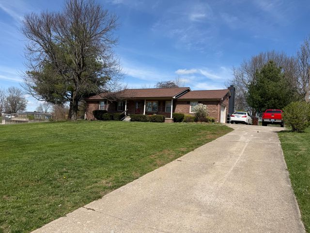 1033 Crestwood Heights, Paris, KY 40361