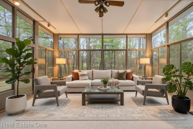 32674 Bingham Lane, Bingham Farms, MI 48025