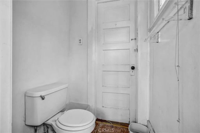 831 French Street, Santa Ana, CA 92701