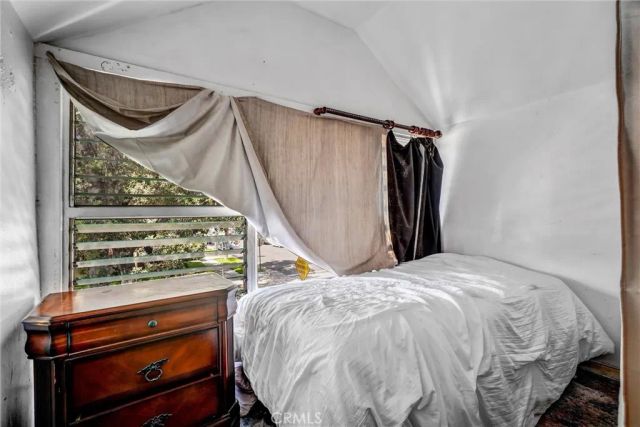 831 French Street, Santa Ana, CA 92701