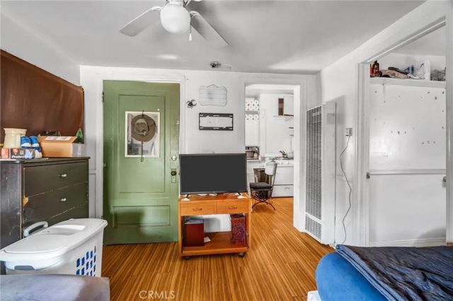 831 French Street, Santa Ana, CA 92701