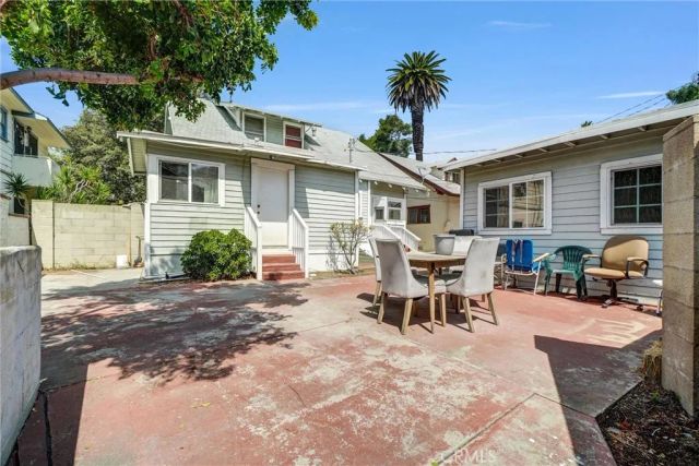 831 French Street, Santa Ana, CA 92701