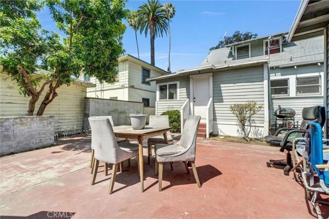 831 French Street, Santa Ana, CA 92701