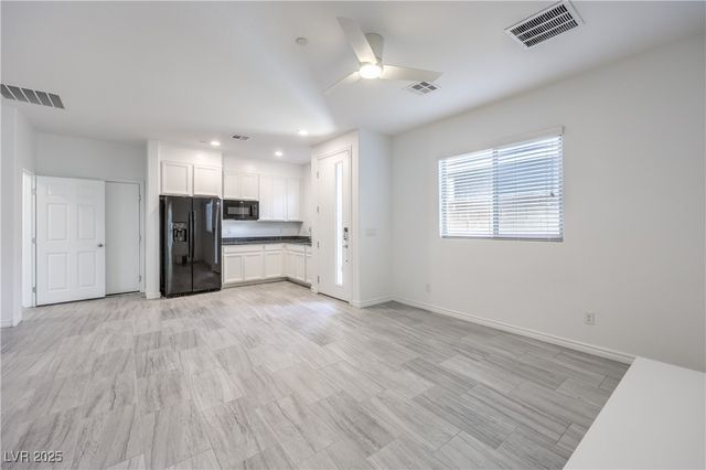 3167 Hazy Hills Avenue, Henderson, NV 89052