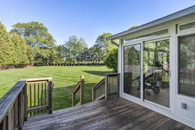297 Bakerville Rd, Dartmouth, MA 02748