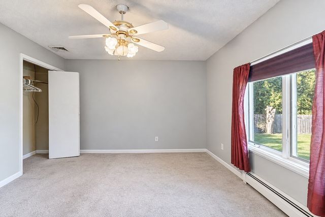 297 Bakerville Rd, Dartmouth, MA 02748