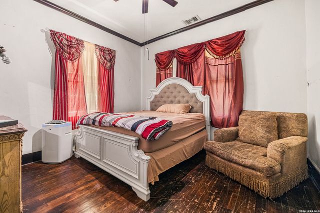 1211 guadalupe, San Antonio, TX 78207