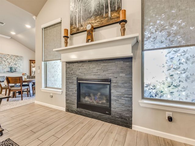 5513 Carmel Creek Drive, Mustang, OK 73064