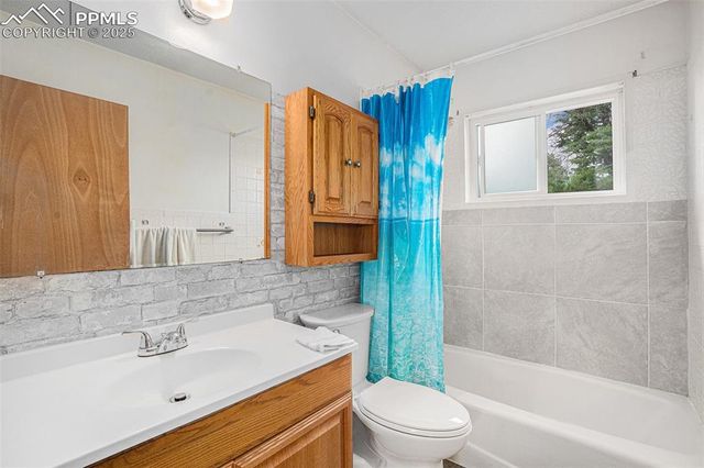 173 Norman Drive, Colorado Springs, CO 80911