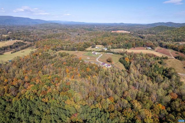 2236 CRAIGS STORE RD, Afton, VA 22920