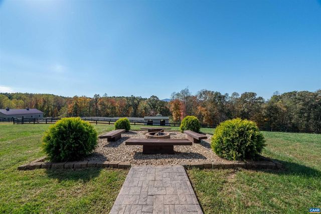 2236 CRAIGS STORE RD, Afton, VA 22920