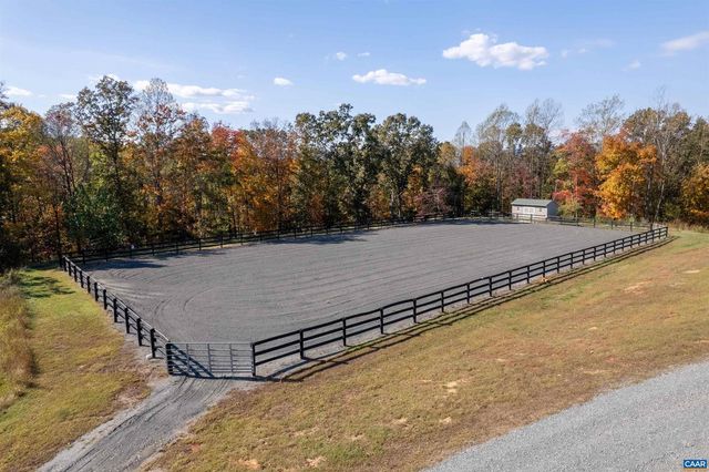 2236 CRAIGS STORE RD, Afton, VA 22920