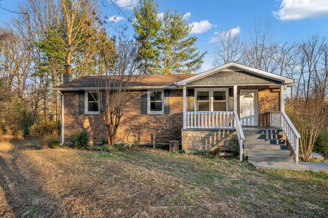 120 Robin Hood Road, Dickson, TN 37055