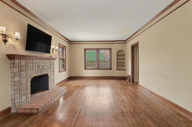 273 S Dellrose, Wichita, KS 67218