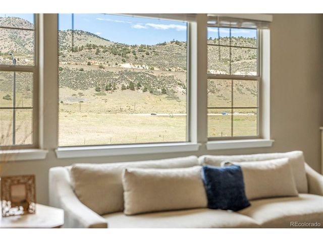 2125 S Poppy St, Lakewood, CO 80228