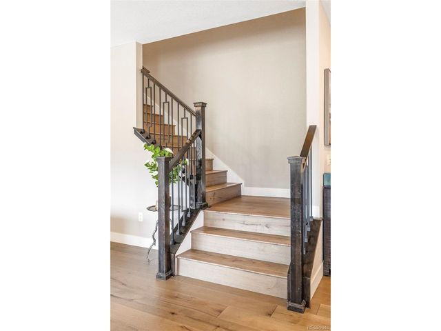 2125 S Poppy St, Lakewood, CO 80228