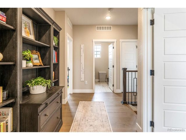 2125 S Poppy St, Lakewood, CO 80228