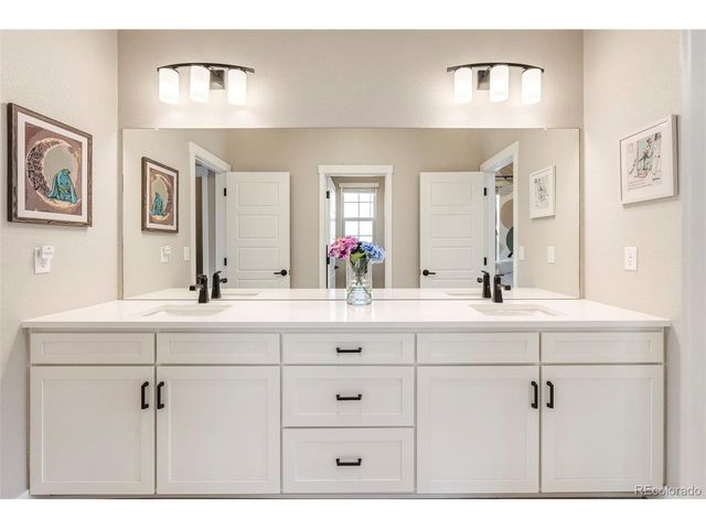 2125 S Poppy St, Lakewood, CO 80228