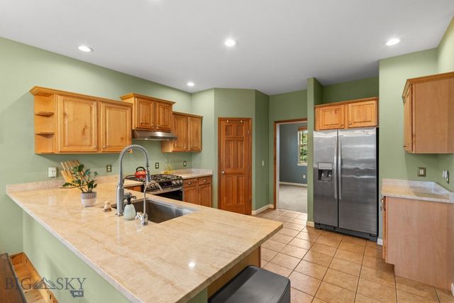 102 W Tobiano Trail, Belgrade, MT 59714