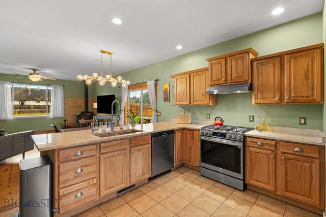 102 W Tobiano Trail, Belgrade, MT 59714