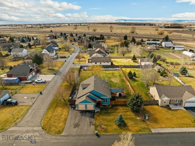 102 W Tobiano Trail, Belgrade, MT 59714
