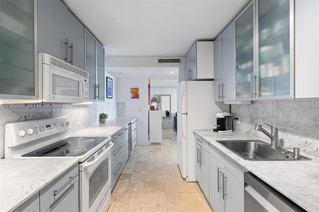 780 NE 69th St 2503, Miami, FL 33138