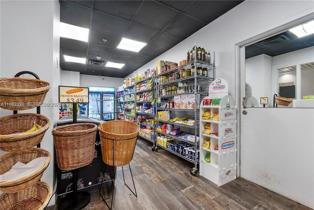 780 NE 69th St 2503, Miami, FL 33138