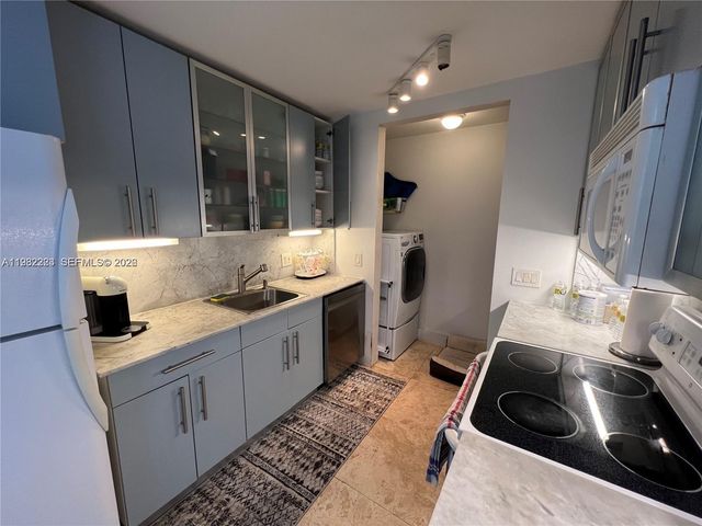 780 NE 69th St 2503, Miami, FL 33138