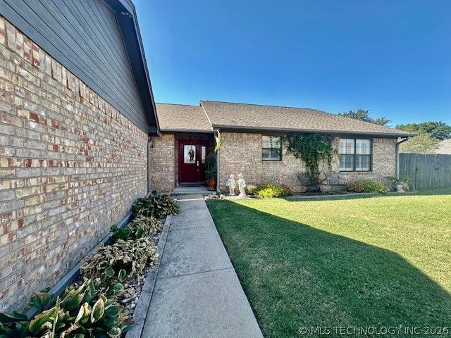 65 Overland Route Street, Ardmore, OK 73401