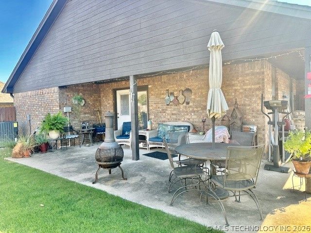 65 Overland Route Street, Ardmore, OK 73401