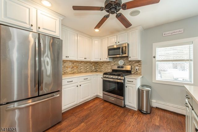 7 Oakwood Trl, Kinnelon Boro, NJ 07405